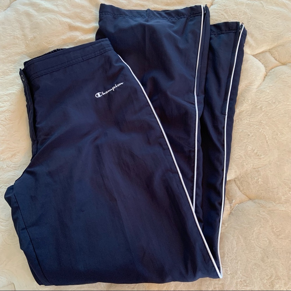 CHAMPION lined women’s pants size medium